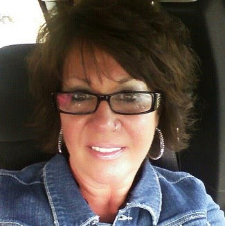 Lisa Rainey Photo 11