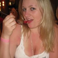 Hellen Brown Photo 7