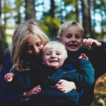 Lynda Poole Photo 19