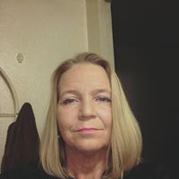 Gina Loveless Photo 4