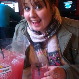Laura Todd Photo 11