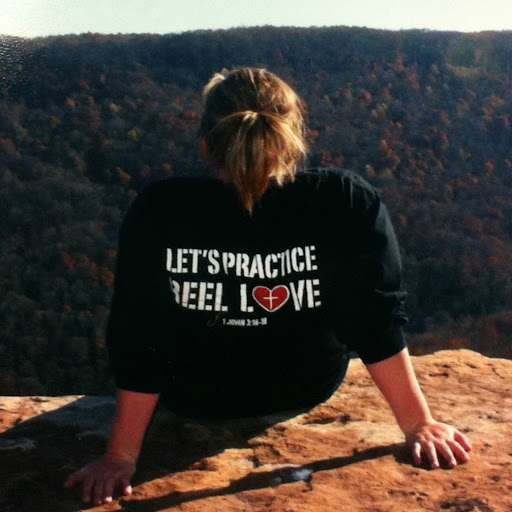 Brooke Lowe Photo 28
