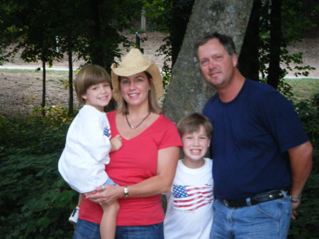Angela Montgomery Photo 9