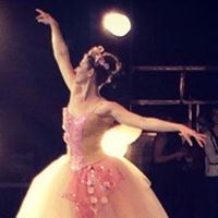 Sarah Hawkins Photo 13