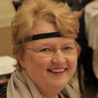 Carolyn Blake Photo 16