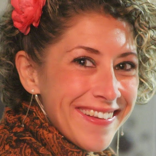Amy Middleton Photo 39