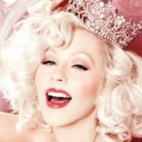 Christina Hurt Photo 7