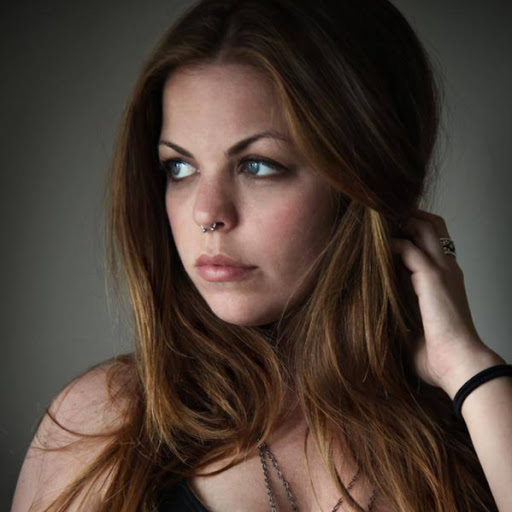 Sara Norris Photo 15