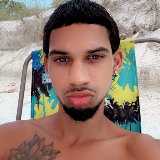 Marcos Colon Photo 22