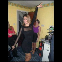 Tanya Matthews Photo 40