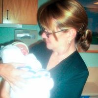 Michele Parker Photo 37