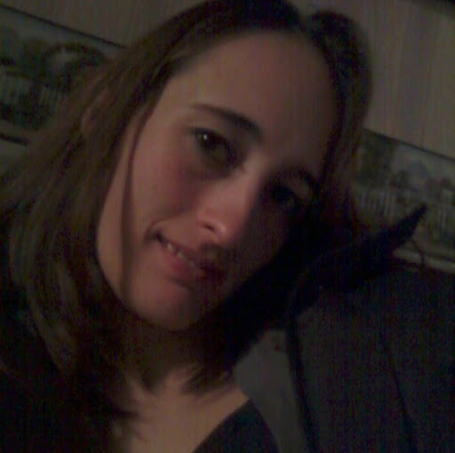 Alicia Lewandowski Photo 6