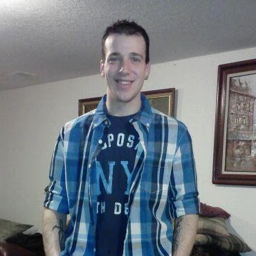 Kyle Singleton Photo 33