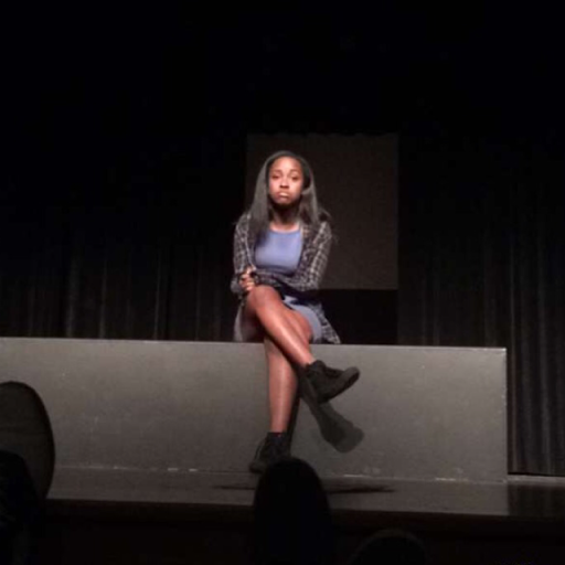 Kelly Gordon Photo 38