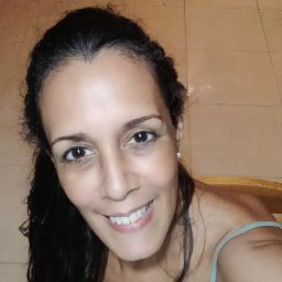 Ana Velazquez Photo 17