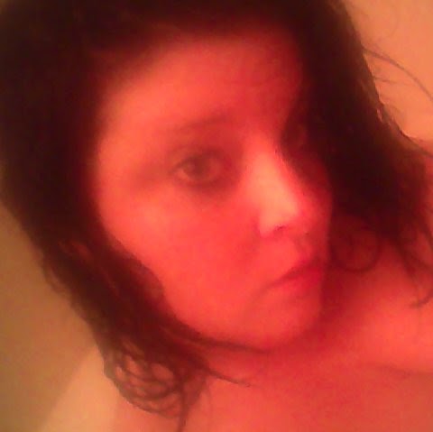Angela Thacker Photo 14