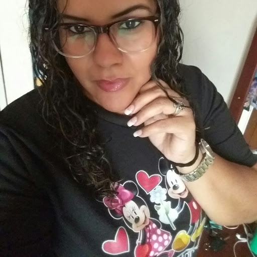 Ruth Suarez Photo 6