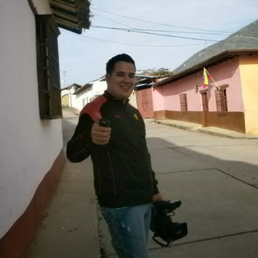 Luis Espinoza Photo 14