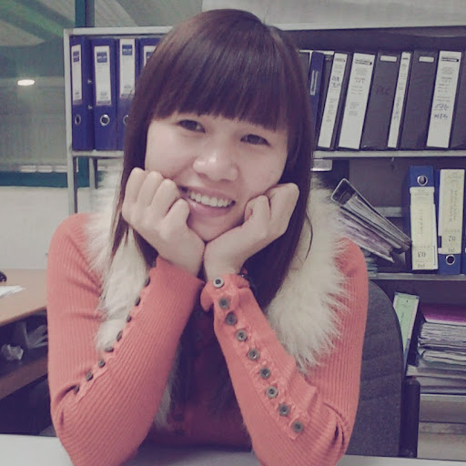 Loan Hoang Photo 27