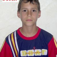 Robert Quintana Photo 28