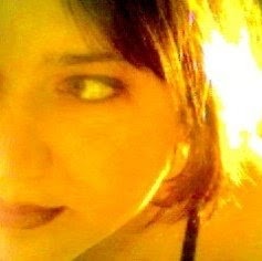 Jennifer Woodside Photo 3