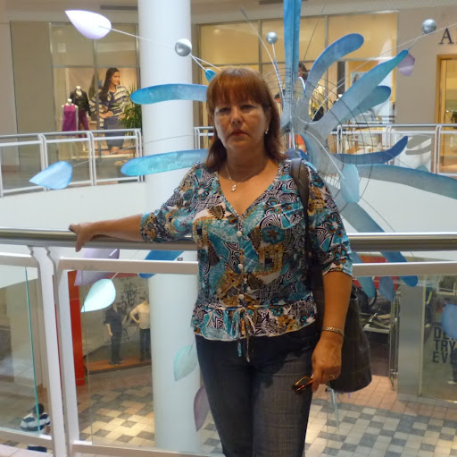 Consuelo Sanchez Photo 15