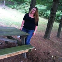 Amy Gilbert Photo 32