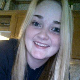 Kimberly Heath Photo 36