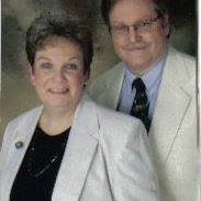 Linda Elliott Photo 29