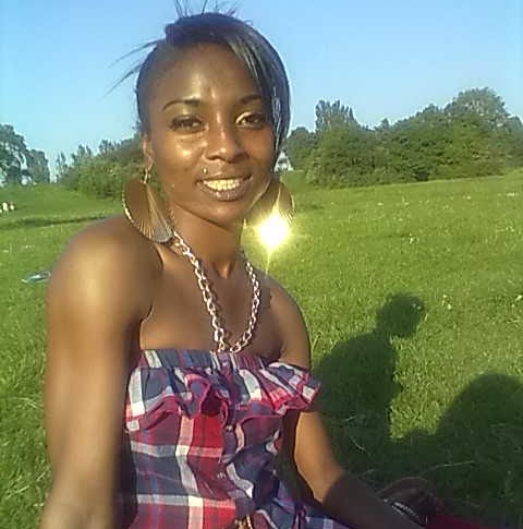 Loretta Campbell Photo 30