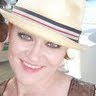 Shannon Franks Photo 40