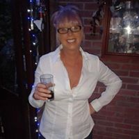 Linda Loughlin Photo 9