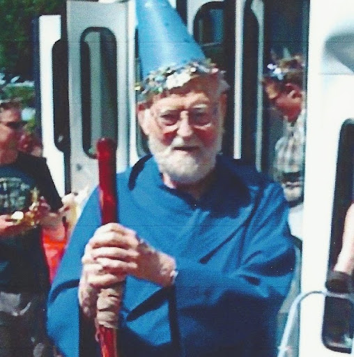 Harold Robertson Photo 10