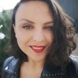 Cristina Gabriel Photo 24
