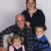 Jennifer Borden Photo 31