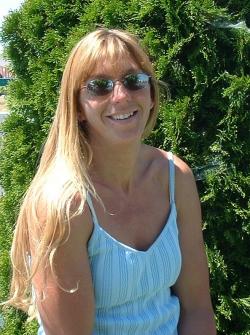 Lori Ray Photo 33