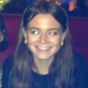 Elizabeth Lackey Photo 13