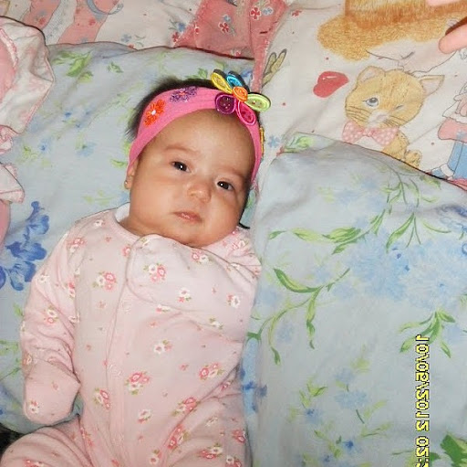 Elizabeth Reyna Photo 7