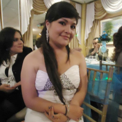 Pamela Moreno Photo 35