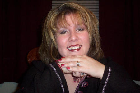 Lisa Burks Photo 29