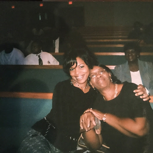 Anita Douglas Photo 21