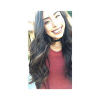 Elizabeth Olivas Photo 16