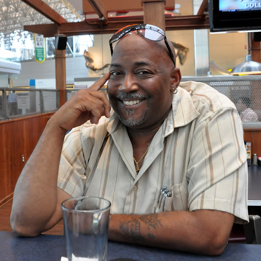Gregory Barnes Photo 19
