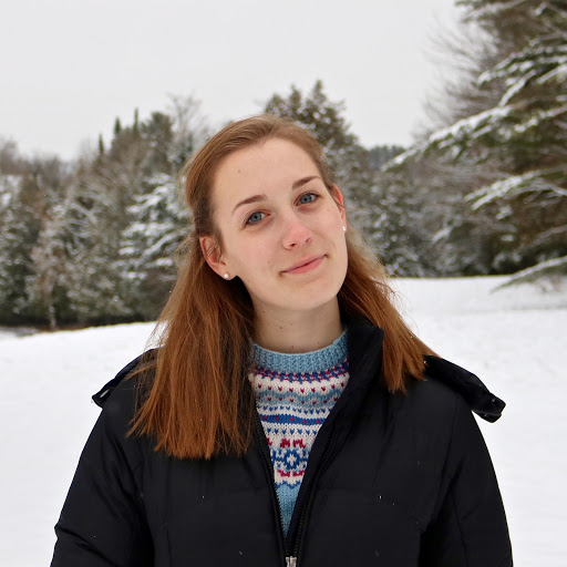 Abigail Taylor Photo 29