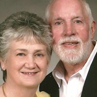 Carolyn Tuttle Photo 14