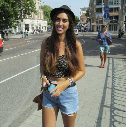 Alice Chambers Photo 11