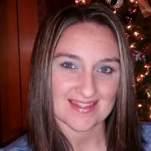 Angela Briggs Photo 35