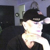 Roberta Macdonald Photo 3