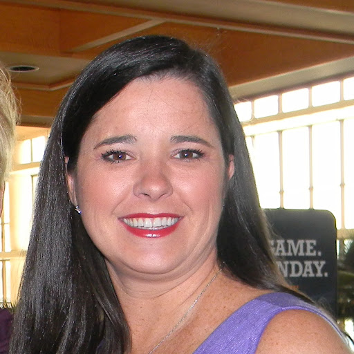 Michele Ward Photo 26