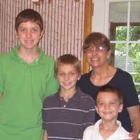 Carol Winkler Photo 26